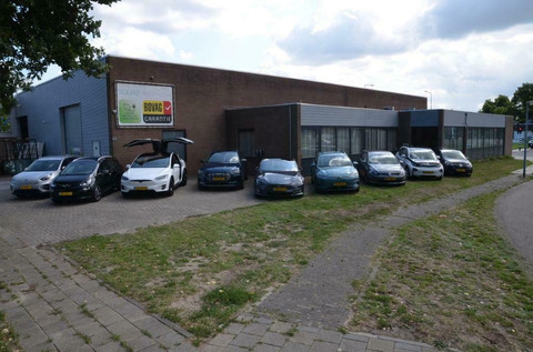 iLectric Cars